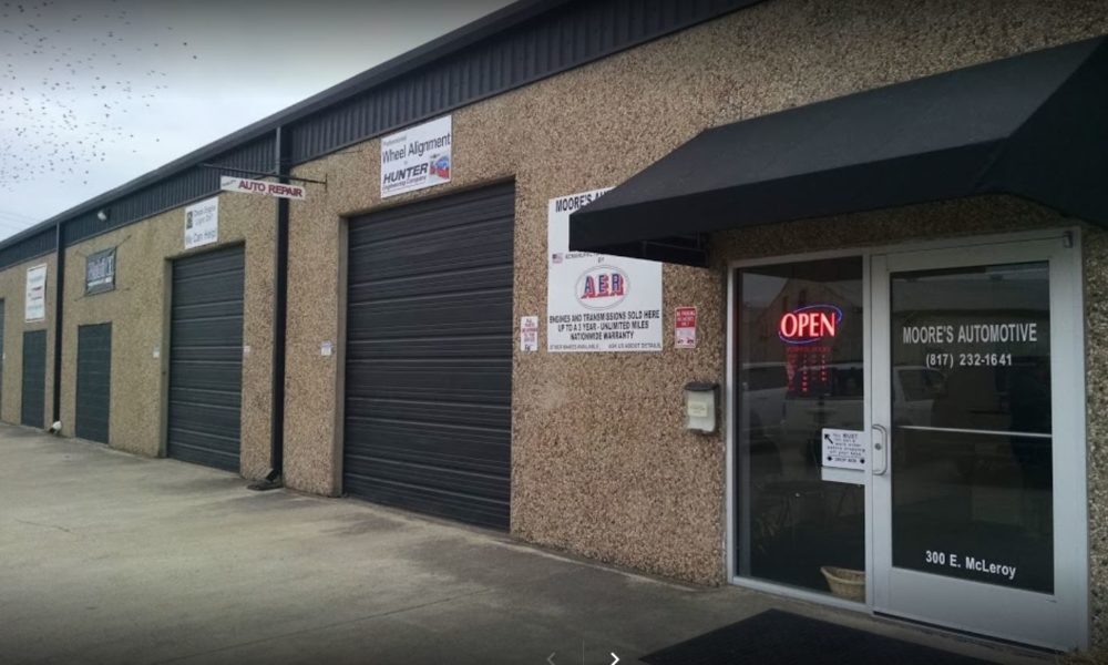 Moore’s Automotive
