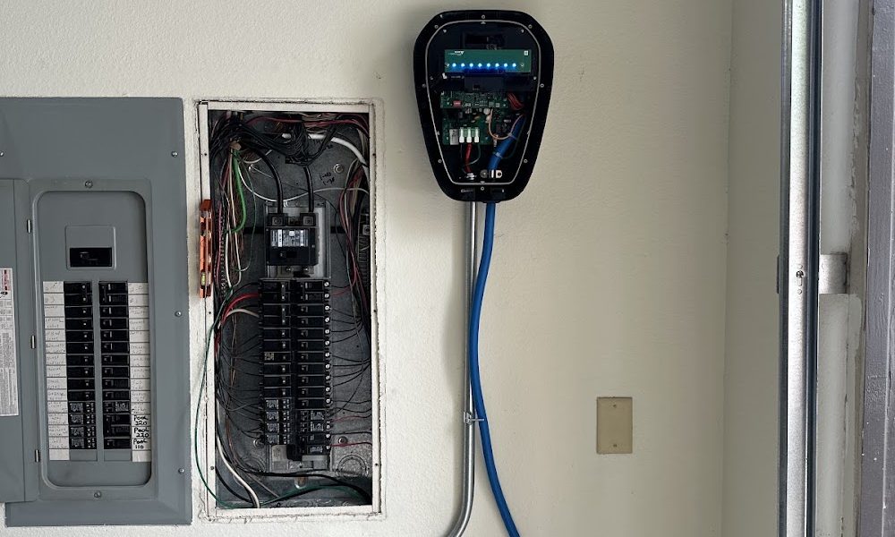 Versatile Voltage